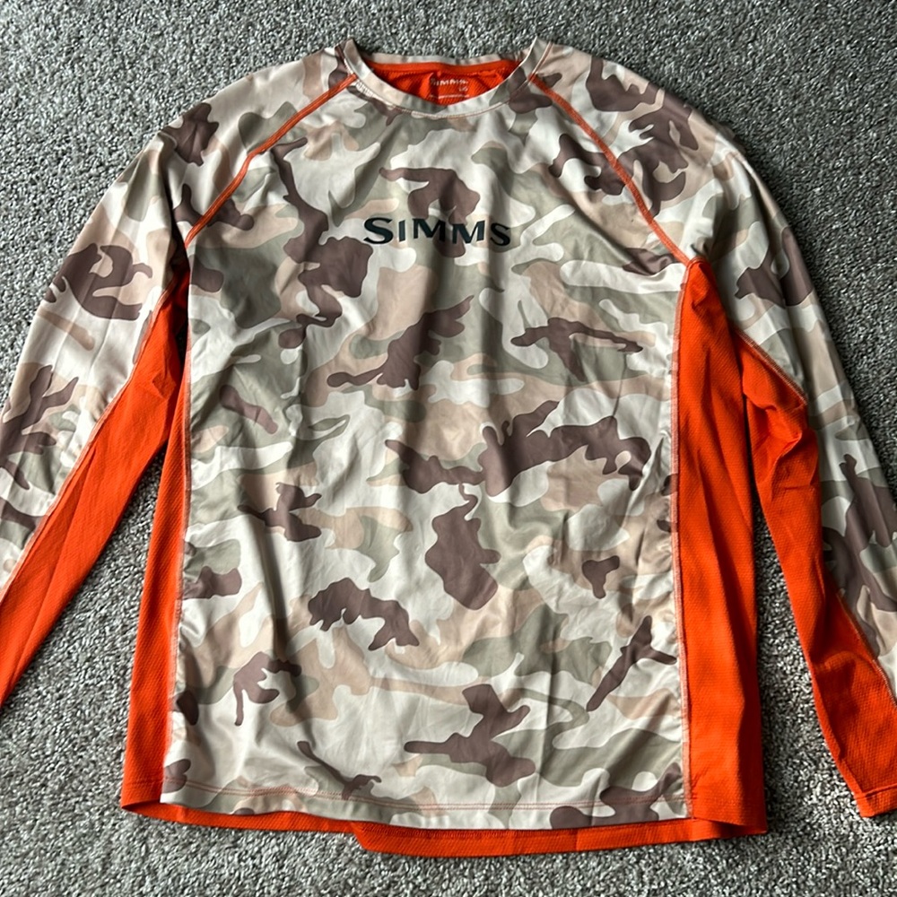 Men’s fishing shirt